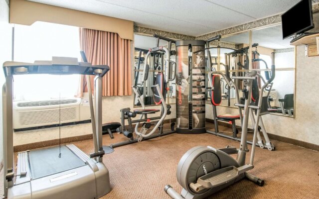 Comfort Inn & Suites Liverpool - Syracuse North