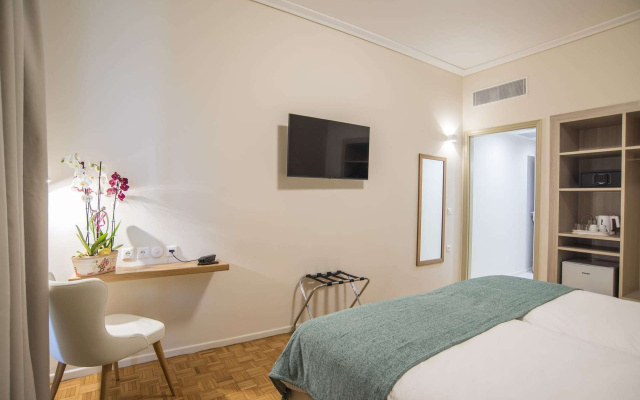V Hotel Delphi
