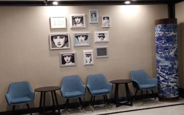 Xana Hotelle· Nanchang Tengwangge Walking Street