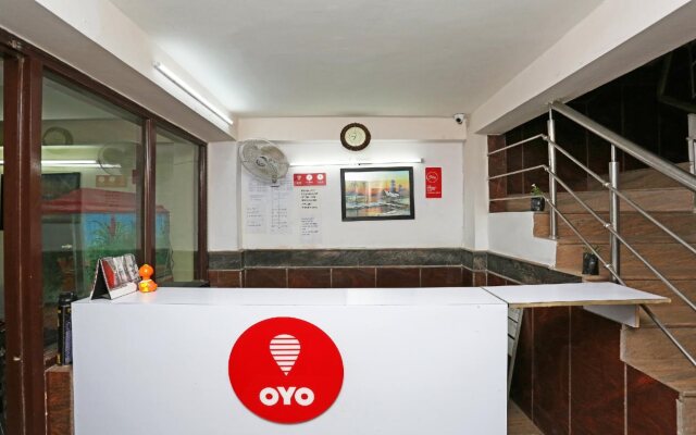 Hotel Golden Tree by OYO Rooms