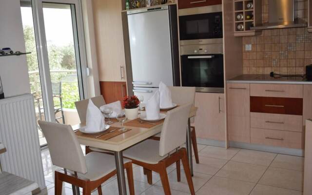 Ilias Villa IN Chania