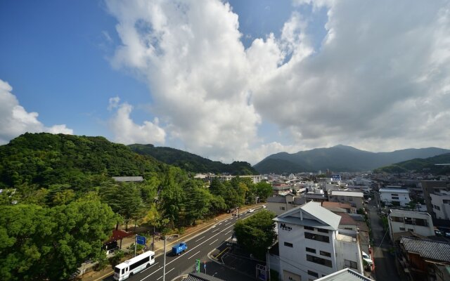 Uwajima Oriental Hotel