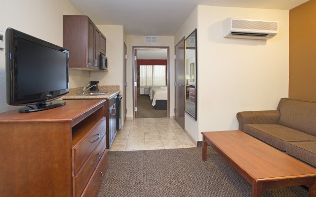 Holiday Inn Express & Suites Trinidad, an IHG Hotel