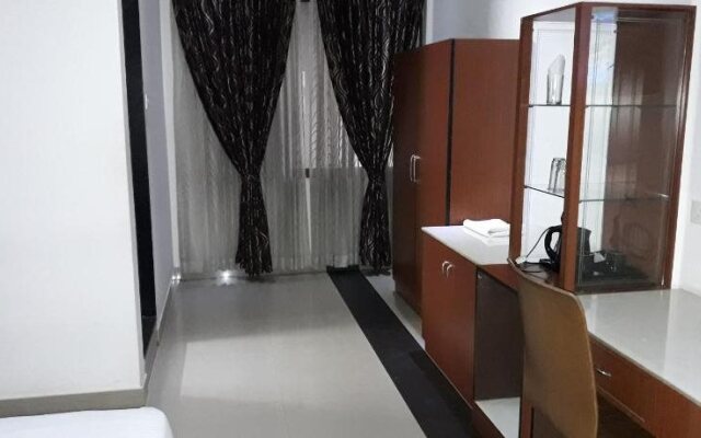 Hotel Mayur Residency