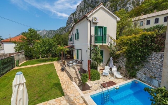 House VILLA BARETIC