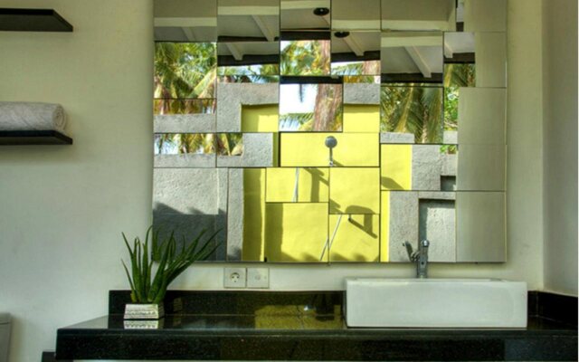 Gili Khumba Villas