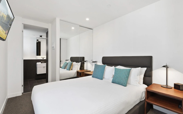 District Apartments - South Yarra