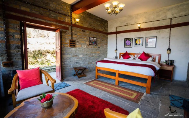 Itmenaan Estate in the Himalayas