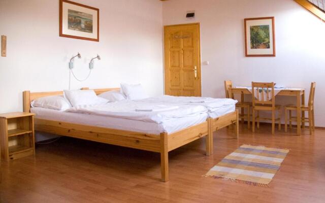 Haramia Csapszék és Fogadó