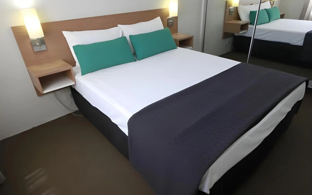 Darcy Arms Motel