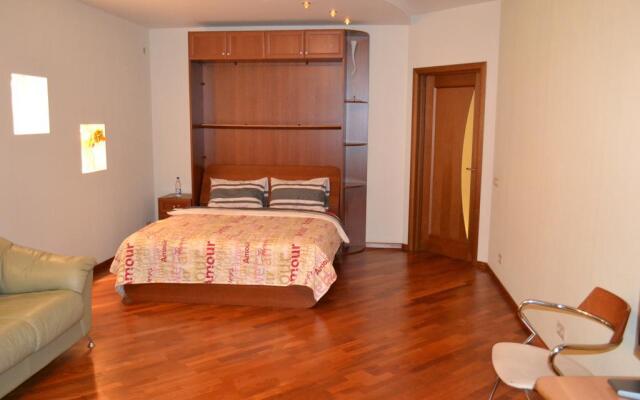 ApartDelux Vostok 20 min - Kurskaya