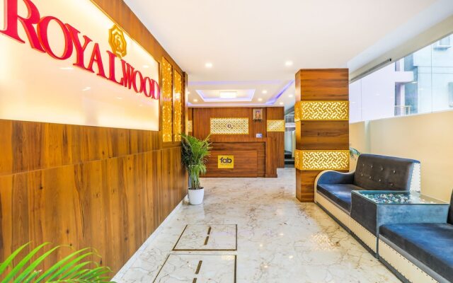 Royal Wood Executive