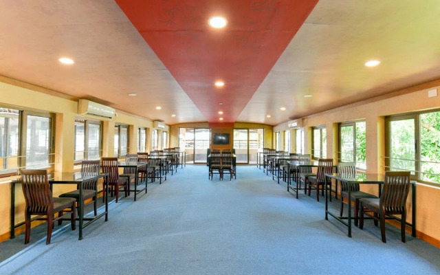 OYO 16838 Big B Houseboat 10 BHK