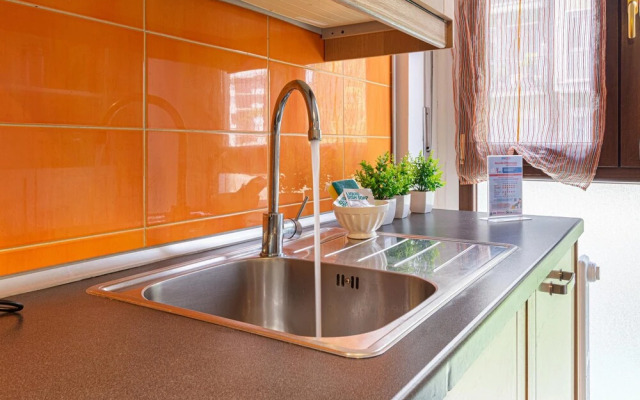 Madamart - 301 Autodromof1 Centro