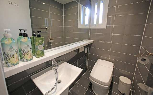 CASA Myeongdong Guesthouse