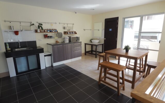 Just Sleep At Box Hostel