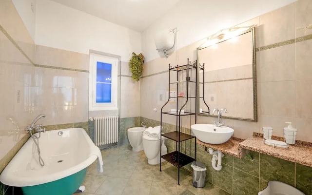 La Vie Enchanting Sea View
