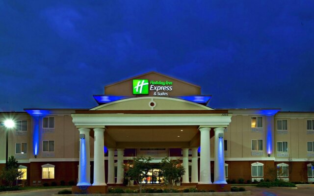 Holiday Inn Express &Suites Snyder, an IHG Hotel