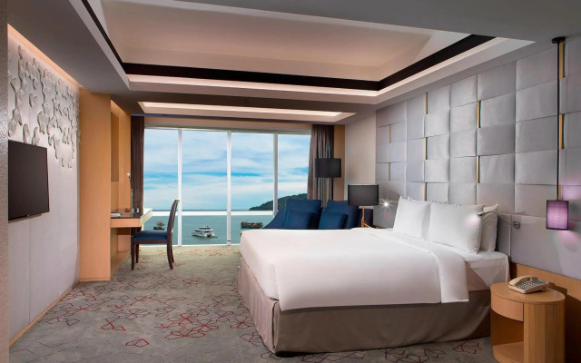 Le Meridien Kota Kinabalu