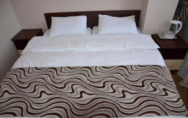 Afina Hotel