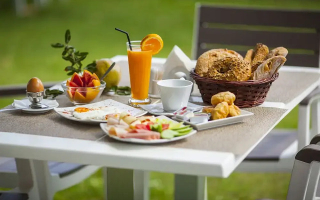Rooms Amalthea Mare & Cafe - Bistro