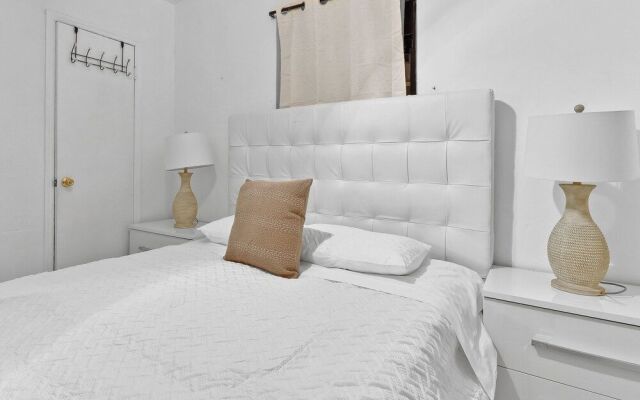 Wynwood Central 2BD Apartment w Parking