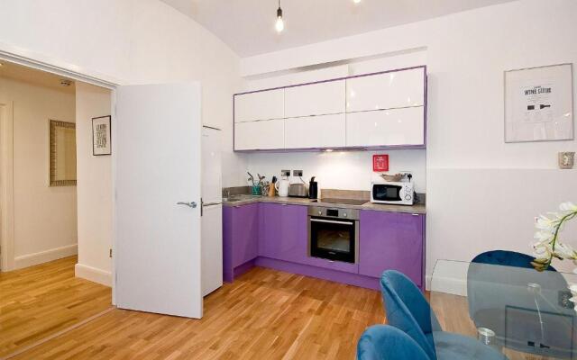 Mulberry Flat 2 - Two bedroom 1st floor by City Living London