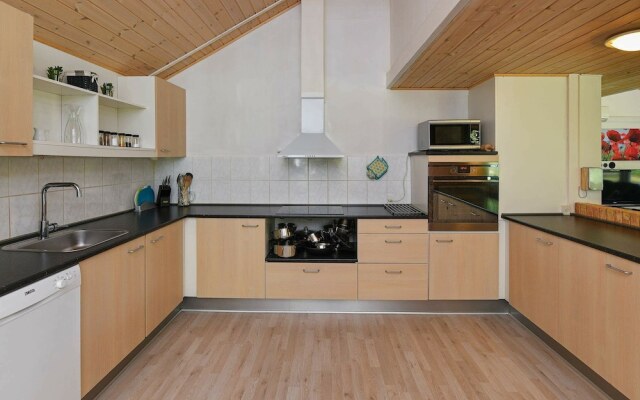 Sprawling Holiday Home With Sauna at Norre Nebel