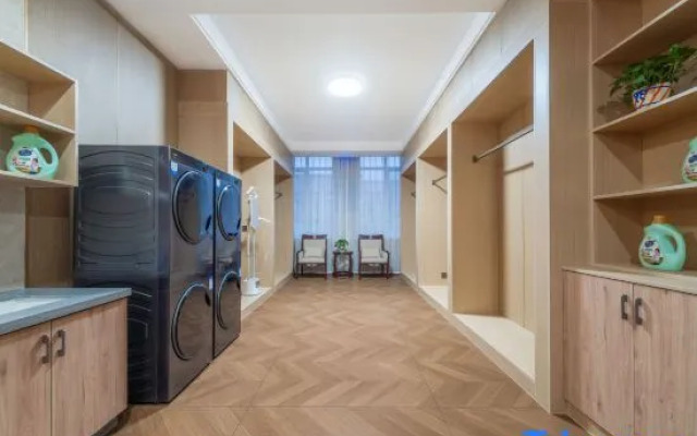 Wu Hua Tian Yue Hotel (Zhongwei Gulou South Street Branch)