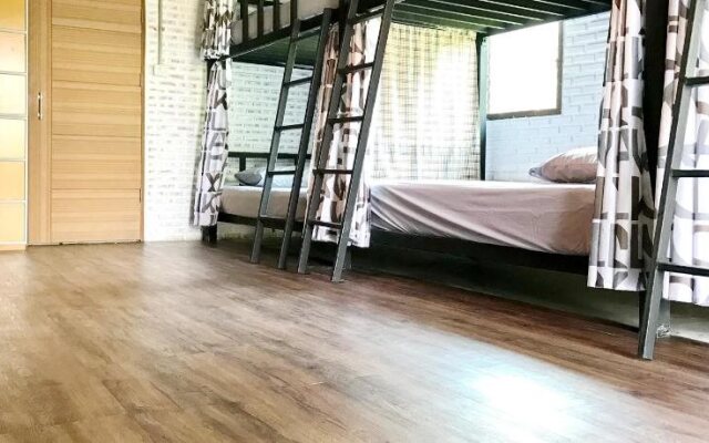 1301Hostels Ayutthaya