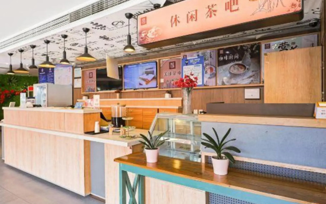 Laiya Hotel (Fengtai Railway Station Tiantan Hospital Branch)