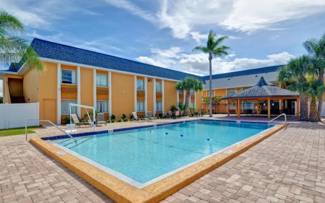 Quality Inn & Suites Heritage Park