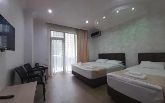 Royal Palace Hotel