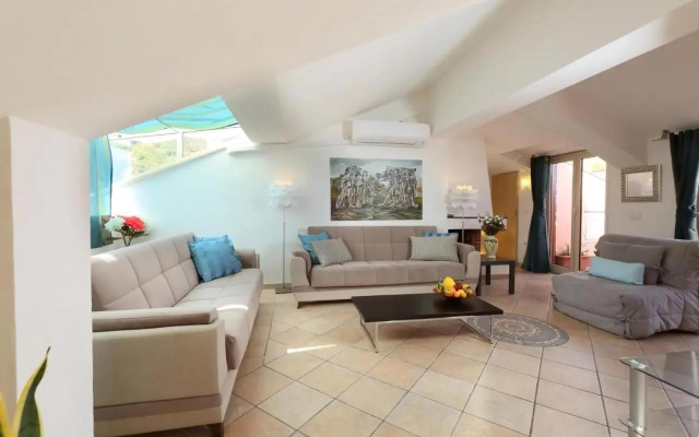 Penthouse von Gloeden