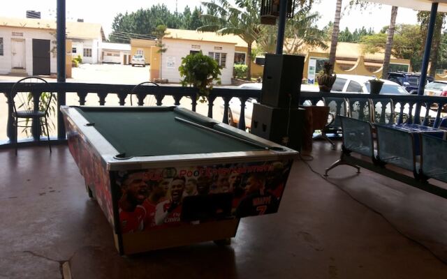 Enro Hotel