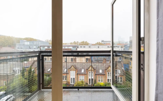 The Tower Bridge Apartments