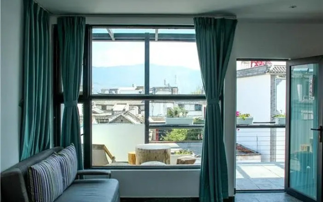 YiHai ZhuYuan Boutique Inn