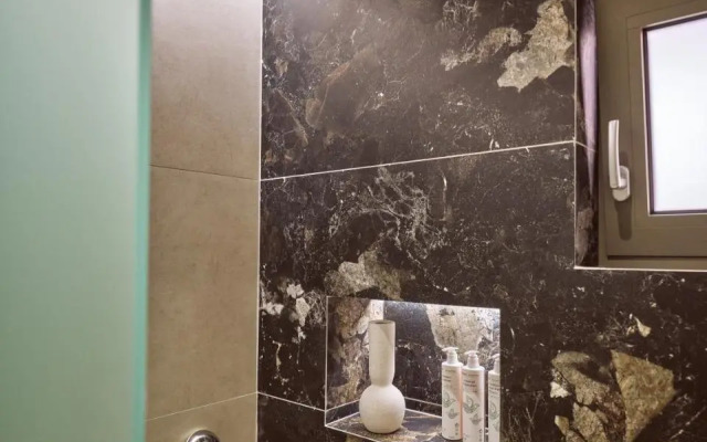 Avra Suites