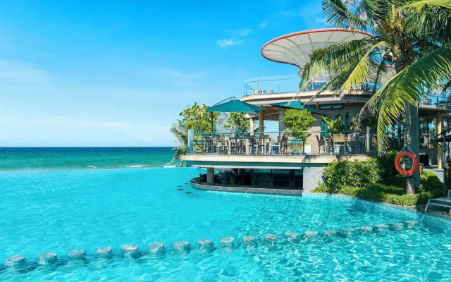 KOI Resort & Residence Da Nang