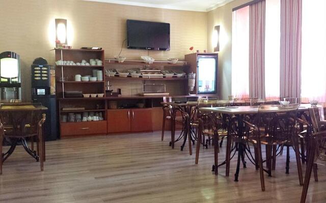 Hotel Caravelle