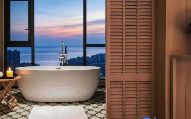 Nan'ao Su · High-altitude Scenic Hotel