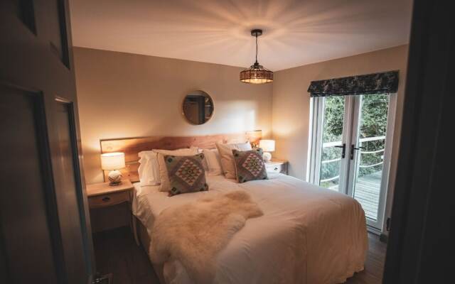 Zen Jungle Retreat
