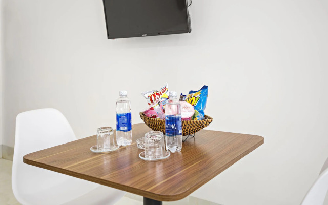 Sandy Apartment - Walk to the beach