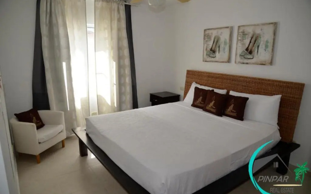 Deluxe E2, 2 Br, Sea View, Pool, Roof Terrace