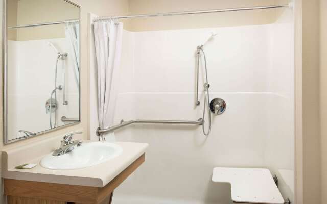 Extended Stay America Select Suites - Cleveland - Mentor