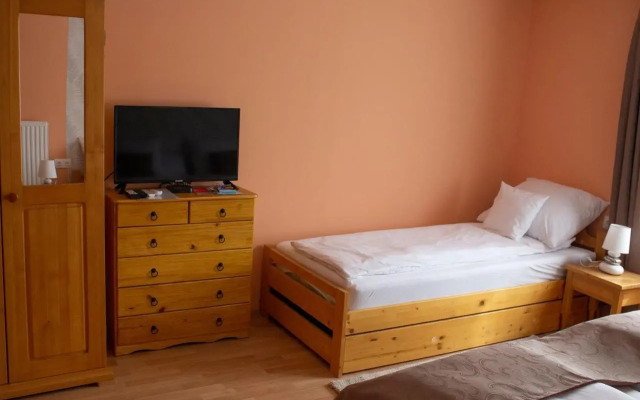 Ilona Apartman