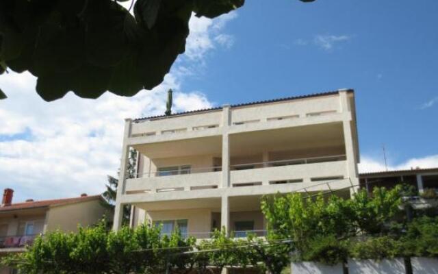 Apartment Petrinic V