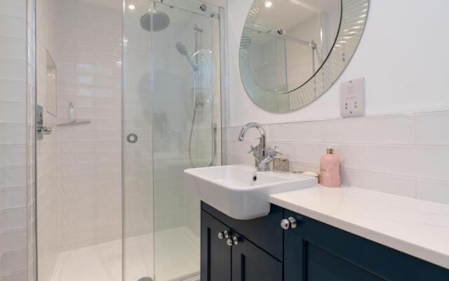 Stunning 2 Bed in the Heart of Cheltenham!