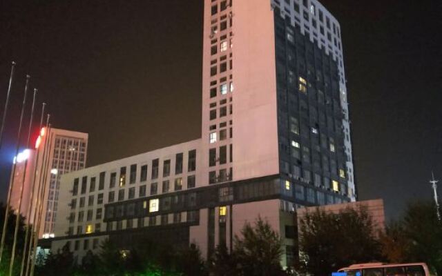 Changchun yingjia loft theme serviced apartment rental day