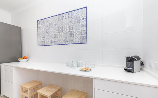 Santa Maria Apartment at Porto de Mos beach